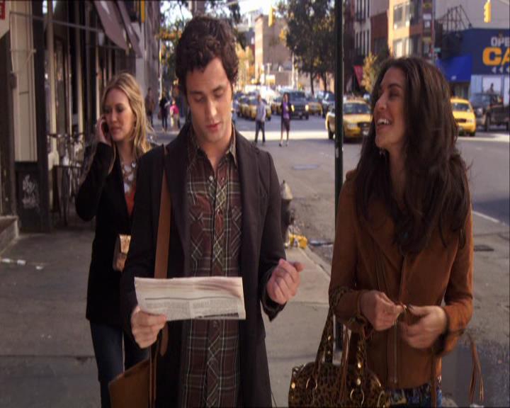 GossipGirlFan_dot_nl-3x09TheyShootHumphreyDontThey0378.jpg