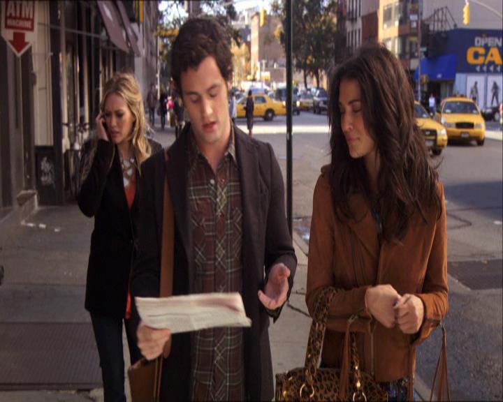 GossipGirlFan_dot_nl-3x09TheyShootHumphreyDontThey0381.jpg