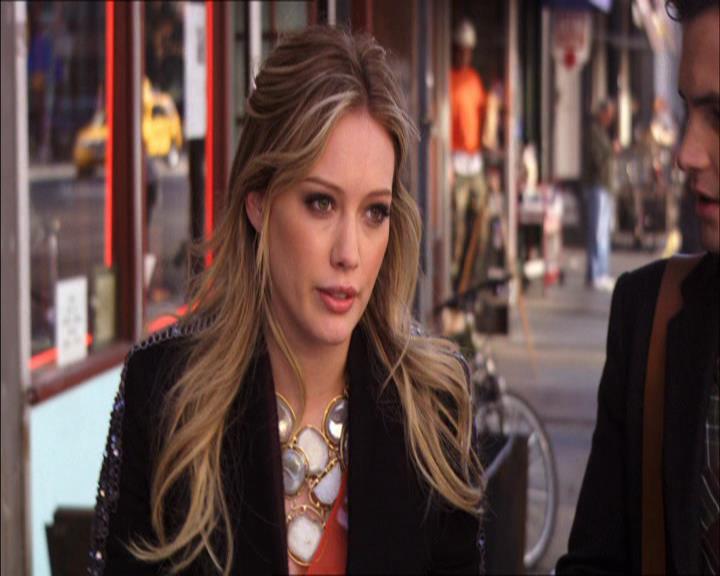 GossipGirlFan_dot_nl-3x09TheyShootHumphreyDontThey0397.jpg GossipGirlFan_dot_nl-3x09TheyShootHumphreyDontThey0397.jpg