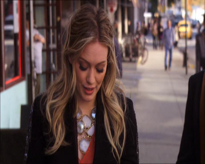 GossipGirlFan_dot_nl-3x09TheyShootHumphreyDontThey0402.jpg