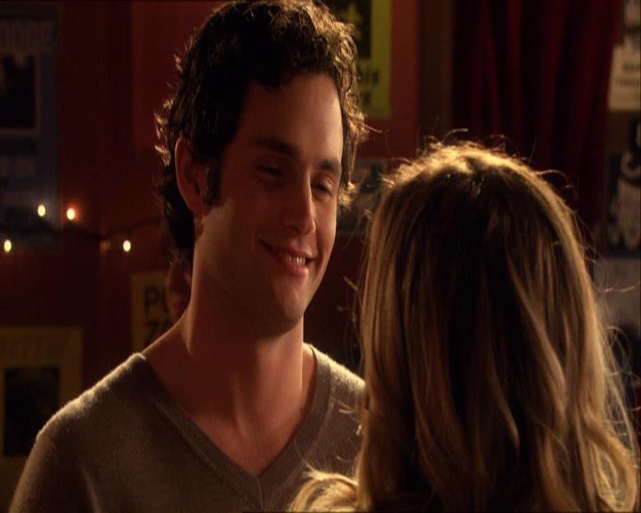 GossipGirlFan_dot_nl-3x09TheyShootHumphreyDontThey1282.jpg