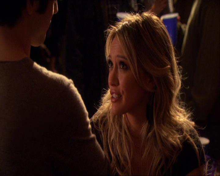 GossipGirlFan_dot_nl-3x09TheyShootHumphreyDontThey1287.jpg