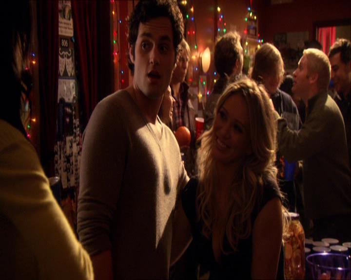 GossipGirlFan_dot_nl-3x09TheyShootHumphreyDontThey1296.jpg