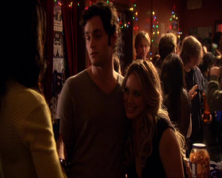 GossipGirlFan_dot_nl-3x09TheyShootHumphreyDontThey1297.jpg