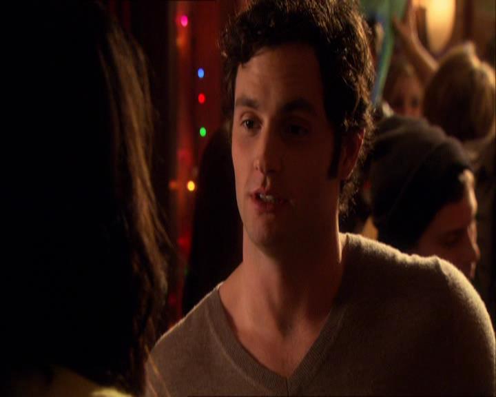 GossipGirlFan_dot_nl-3x09TheyShootHumphreyDontThey1315.jpg