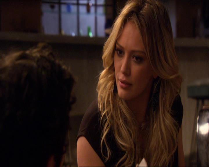 GossipGirlFan_dot_nl-3x09TheyShootHumphreyDontThey1688.jpg