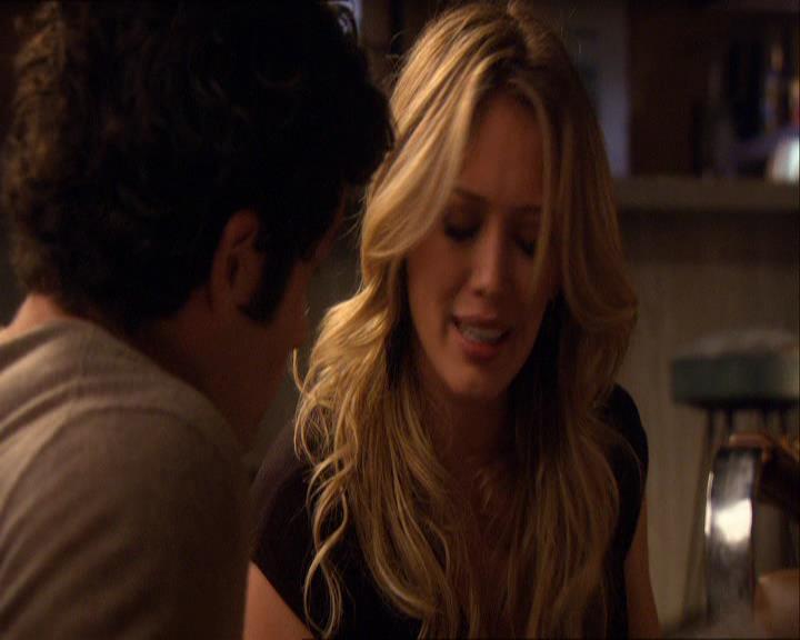 GossipGirlFan_dot_nl-3x09TheyShootHumphreyDontThey1692.jpg