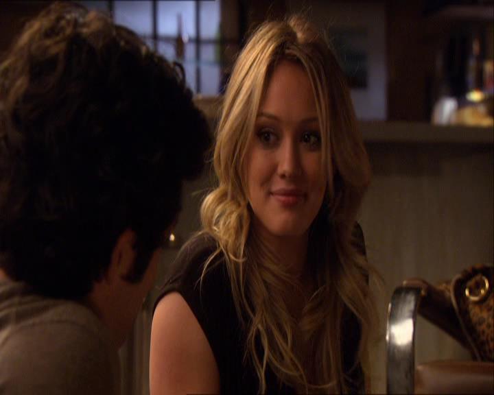 GossipGirlFan_dot_nl-3x09TheyShootHumphreyDontThey1714.jpg
