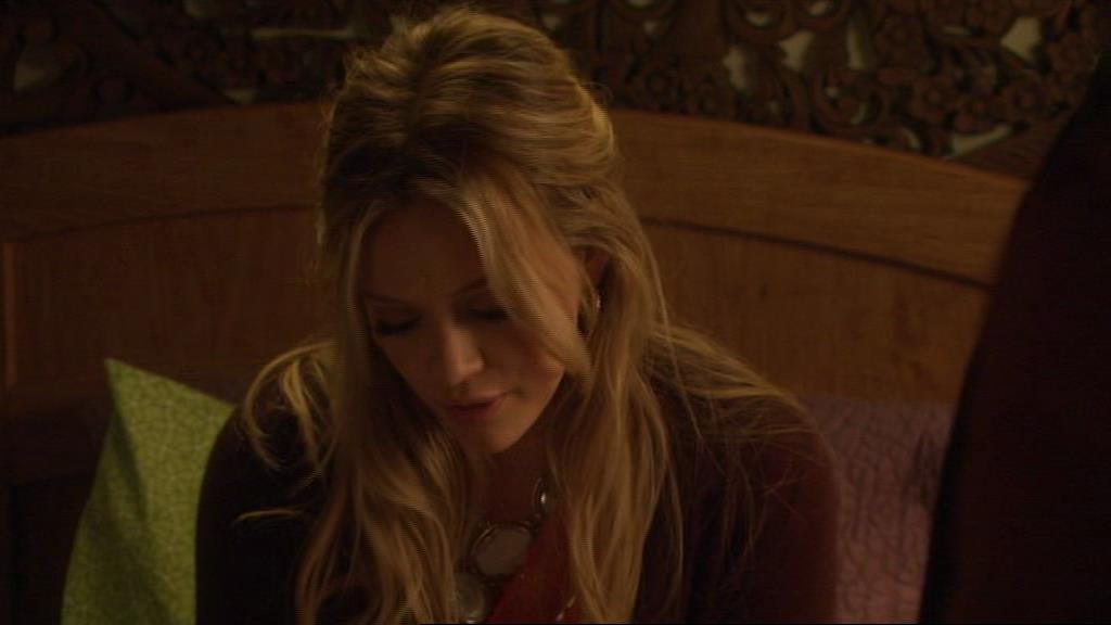GossipGirlFan-dot-nl_3x09TheyShootHumpreysDontThey-UnairedScenes00021.jpg
