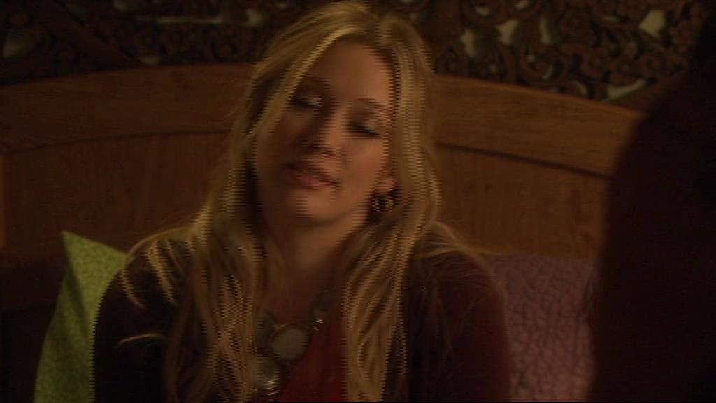 GossipGirlFan-dot-nl_3x09TheyShootHumpreysDontThey-UnairedScenes00028.jpg GossipGirlFan-dot-nl_3x09TheyShootHumpreysDontThey-UnairedScenes00028.jpg