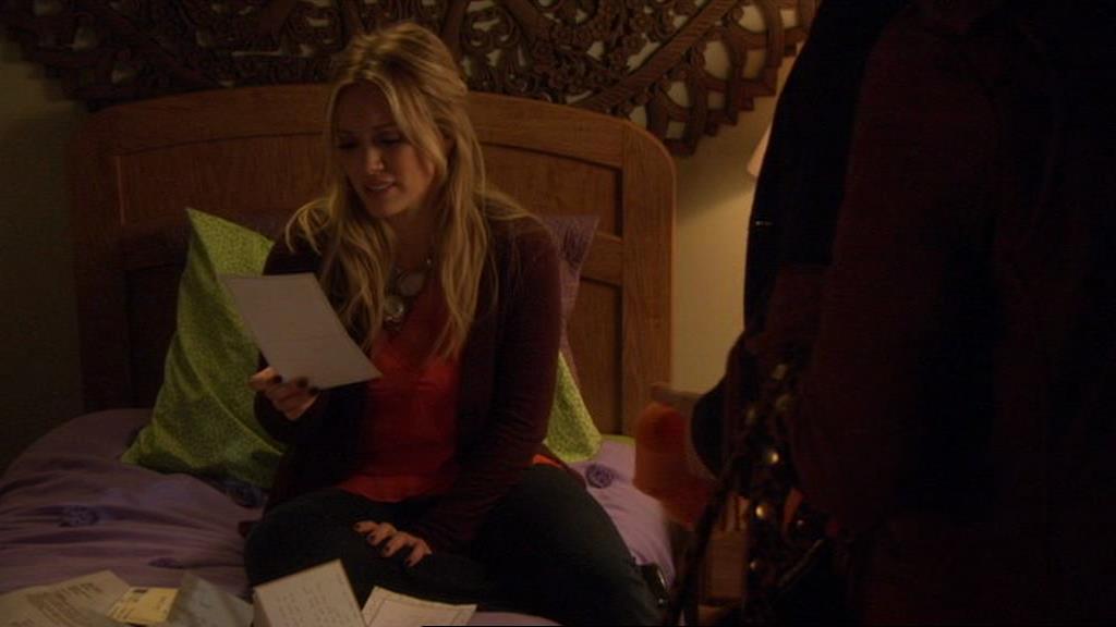 GossipGirlFan-dot-nl_3x09TheyShootHumpreysDontThey-UnairedScenes00036.jpg GossipGirlFan-dot-nl_3x09TheyShootHumpreysDontThey-UnairedScenes00036.jpg