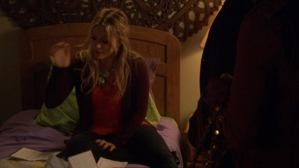 GossipGirlFan-dot-nl_3x09TheyShootHumpreysDontThey-UnairedScenes00040.jpg GossipGirlFan-dot-nl_3x09TheyShootHumpreysDontThey-UnairedScenes00040.jpg