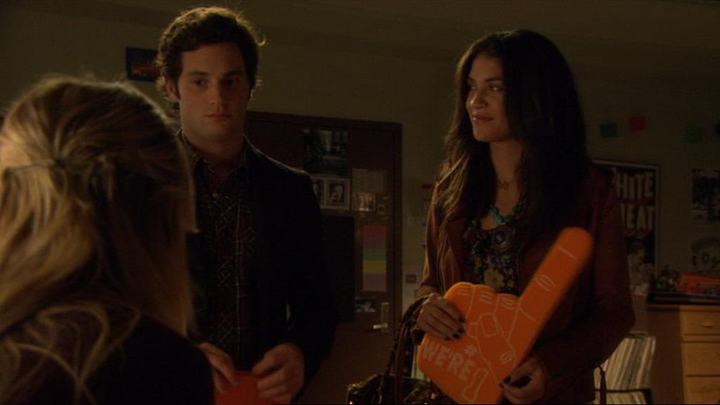 GossipGirlFan-dot-nl_3x09TheyShootHumpreysDontThey-UnairedScenes00064.jpg