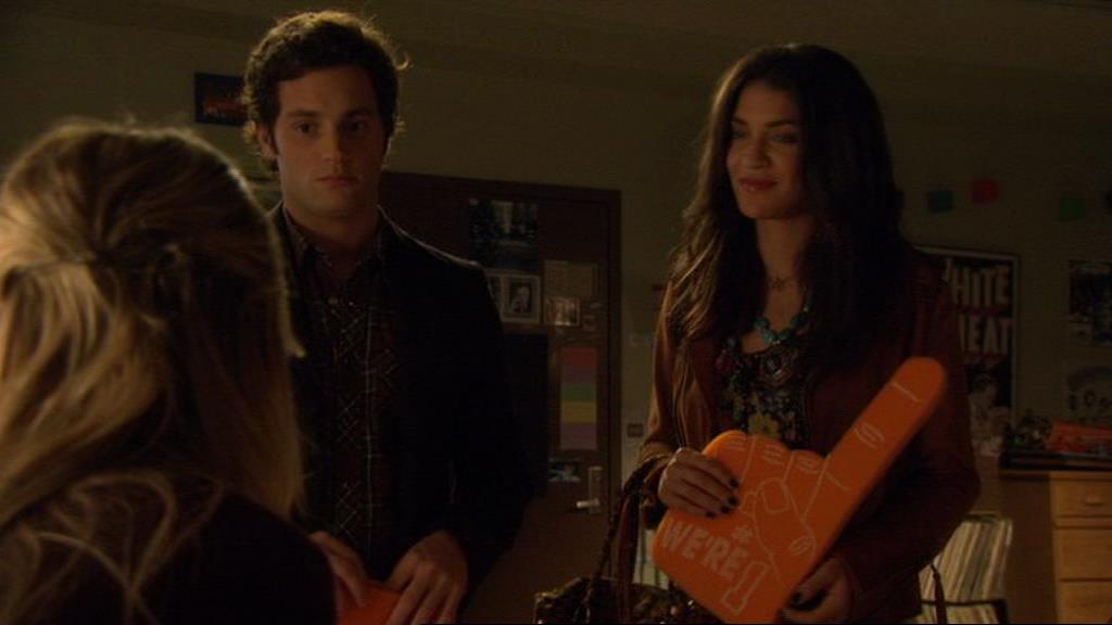 GossipGirlFan-dot-nl_3x09TheyShootHumpreysDontThey-UnairedScenes00065.jpg