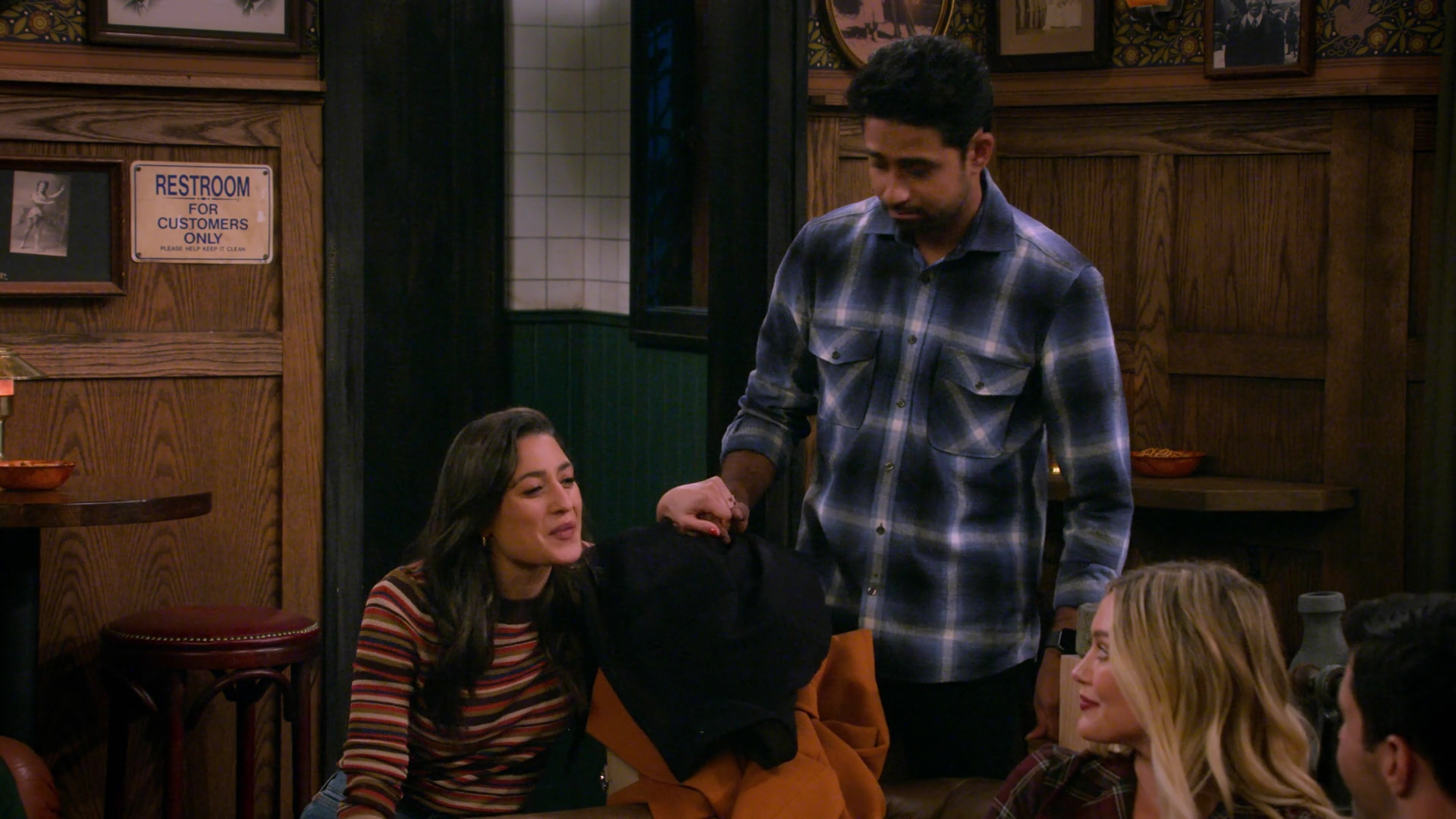 DailyDuff-dot-nl_HowIMetYourFather1x06-0185.jpg DailyDuff-dot-nl_HowIMetYourFather1x06-0185.jpg