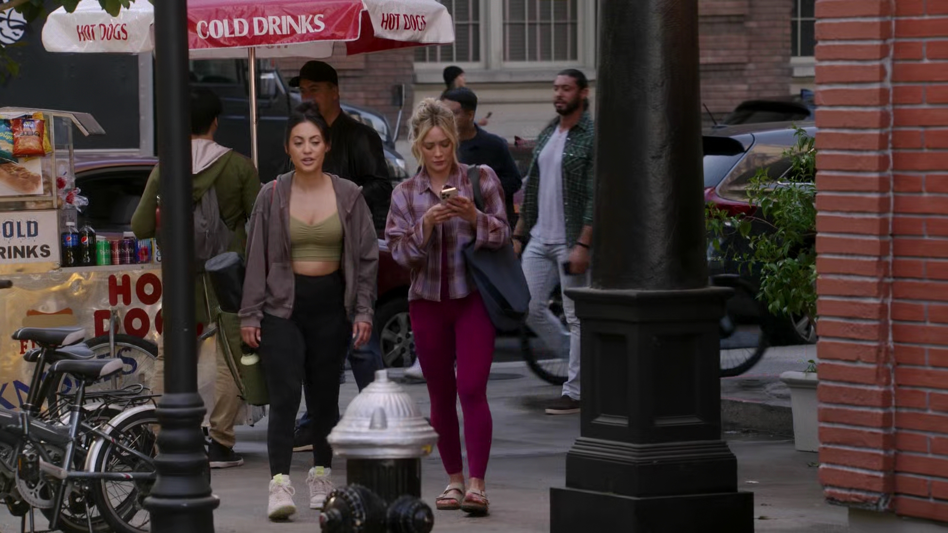 DailyDuff-dot-nl_HowIMetYourFather2x02-0047.jpg DailyDuff-dot-nl_HowIMetYourFather2x02-0047.jpg