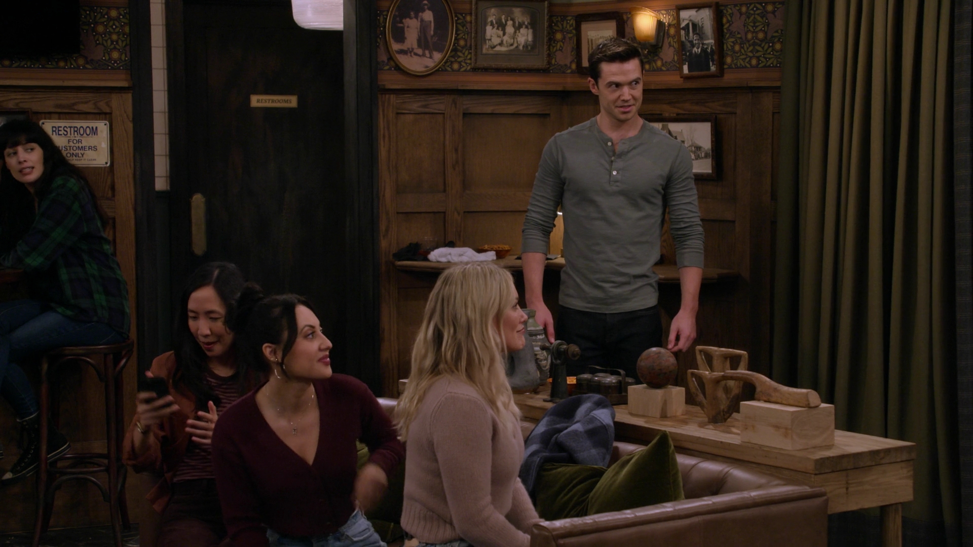 dailyduff-dot-nl_howimetyourfather2x08-1214.jpg