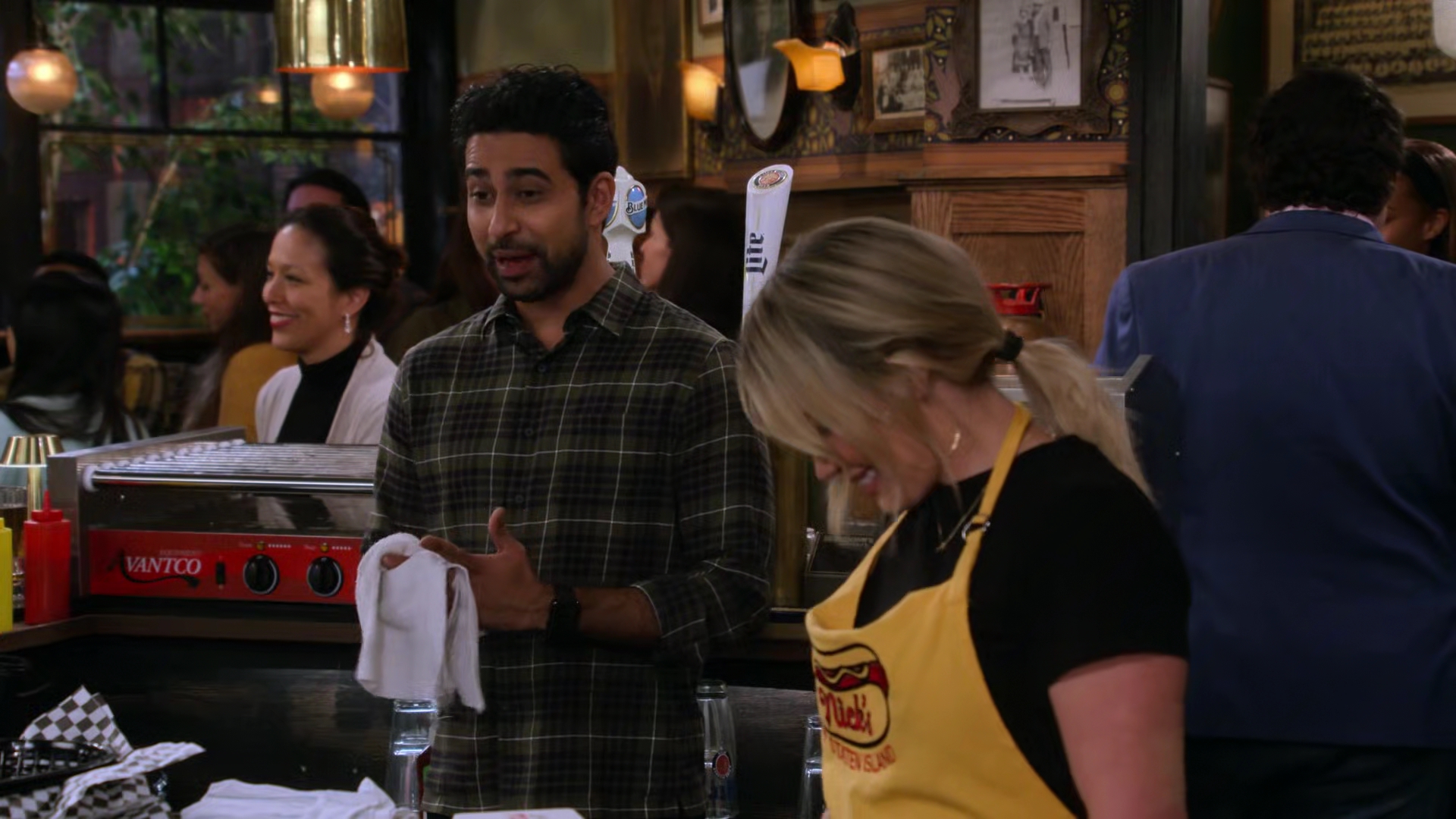 daily-duff-dot-nl_HowIMetYourFather2x13-0754.jpg daily-duff-dot-nl_HowIMetYourFather2x13-0754.jpg