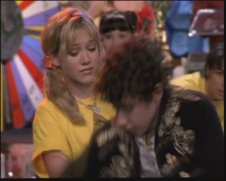 DailyDuff-dot-org_LizzieMcGuire-ElOroDeMontezuma0828.jpg DailyDuff-dot-org_LizzieMcGuire-ElOroDeMontezuma0828.jpg