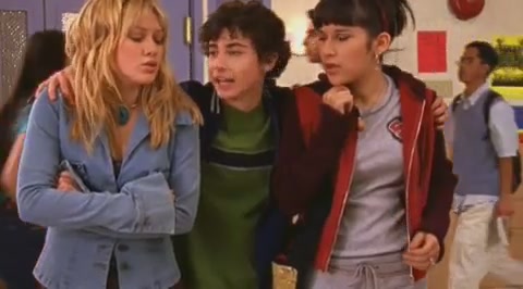 DailyDuff-dot-org_LizzieMcGuire-2x12BestDressedforMuchLess0562.jpg