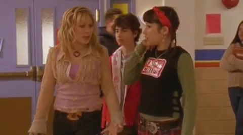 DailyDuff-dot-org_LizzieMcGuire-2x12BestDressedforMuchLess0999.jpg DailyDuff-dot-org_LizzieMcGuire-2x12BestDressedforMuchLess0999.jpg