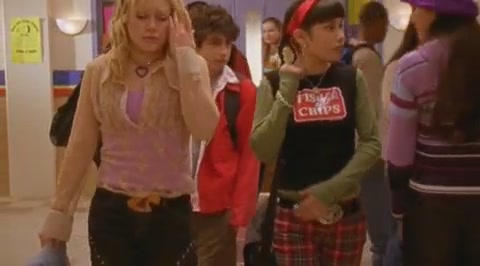 DailyDuff-dot-org_LizzieMcGuire-2x12BestDressedforMuchLess1003.jpg
