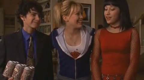 DailyDuff-dot-org_LizzieMcGuire-2x13YoureaGoodManLizzieMcGuire1174.jpg