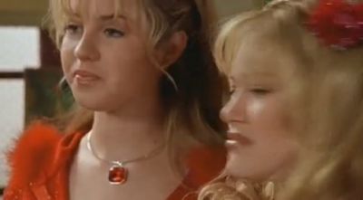 DailyDuff-dot-org_LizzieMcGuire-2x13YoureaGoodManLizzieMcGuire0036.jpg