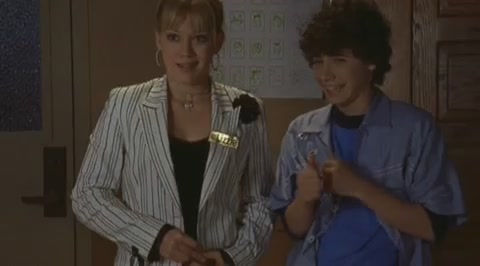 DailyDuff-dot-org_LizzieMcGuire-2x21LizziesEleven1049.jpg
