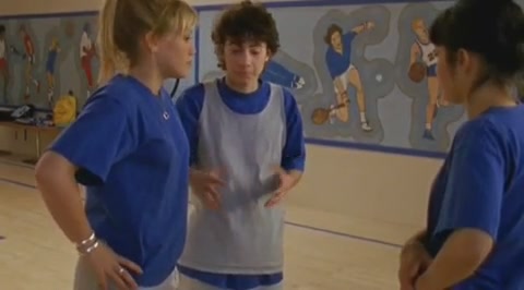 DailyDuff-dot-org_LizzieMcGuire-2x26AGordoStory0142.jpg