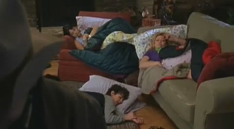 DailyDuff-dot-org_LizzieMcGuire-2x27GrubbyLongjohnsOldeTymeRevue0139.jpg DailyDuff-dot-org_LizzieMcGuire-2x27GrubbyLongjohnsOldeTymeRevue0139.jpg