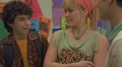 DailyDuff-dot-org_LizzieMcGuire-2x30MyFairLarry0656.jpg DailyDuff-dot-org_LizzieMcGuire-2x30MyFairLarry0656.jpg