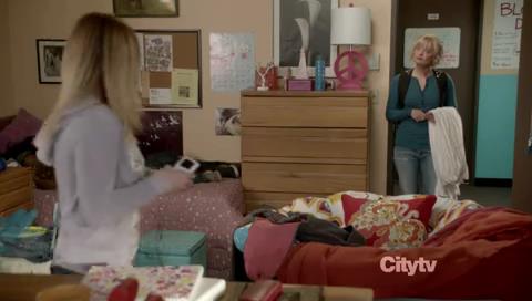 DailyDuff-dot-nl_RaisingHope-3x20TheOldGirl0806.jpg