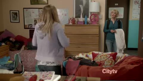 DailyDuff-dot-nl_RaisingHope-3x20TheOldGirl0807.jpg