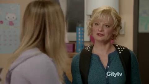 DailyDuff-dot-nl_RaisingHope-3x20TheOldGirl0817.jpg
