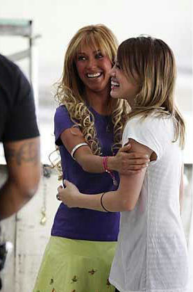 2006-Rebelde-OnSet003.jpg 2006-Rebelde-OnSet003.jpg