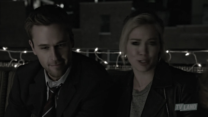 DailyDuff_dot_nl-Younger2x03-0014.jpg