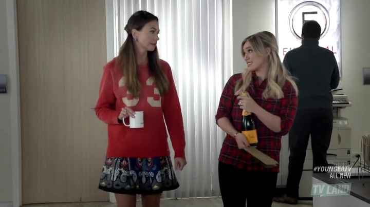 DailyDuff_dot_nl_Younger2x090340.jpg