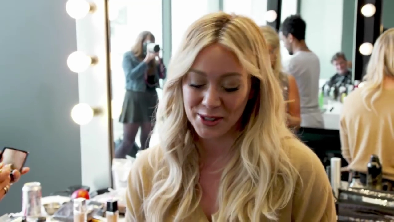 DailyDuff-dot-nl_Younger-S2FirstLook0021.jpg DailyDuff-dot-nl_Younger-S2FirstLook0021.jpg