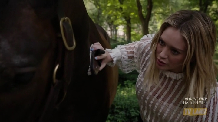 DailyDuff-dot-NL-Younger3x01-0543.jpg DailyDuff-dot-NL-Younger3x01-0543.jpg