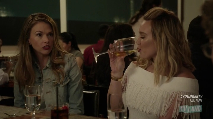 DailyDuff-dot-NL-Younger3x02-0766.jpg DailyDuff-dot-NL-Younger3x02-0766.jpg