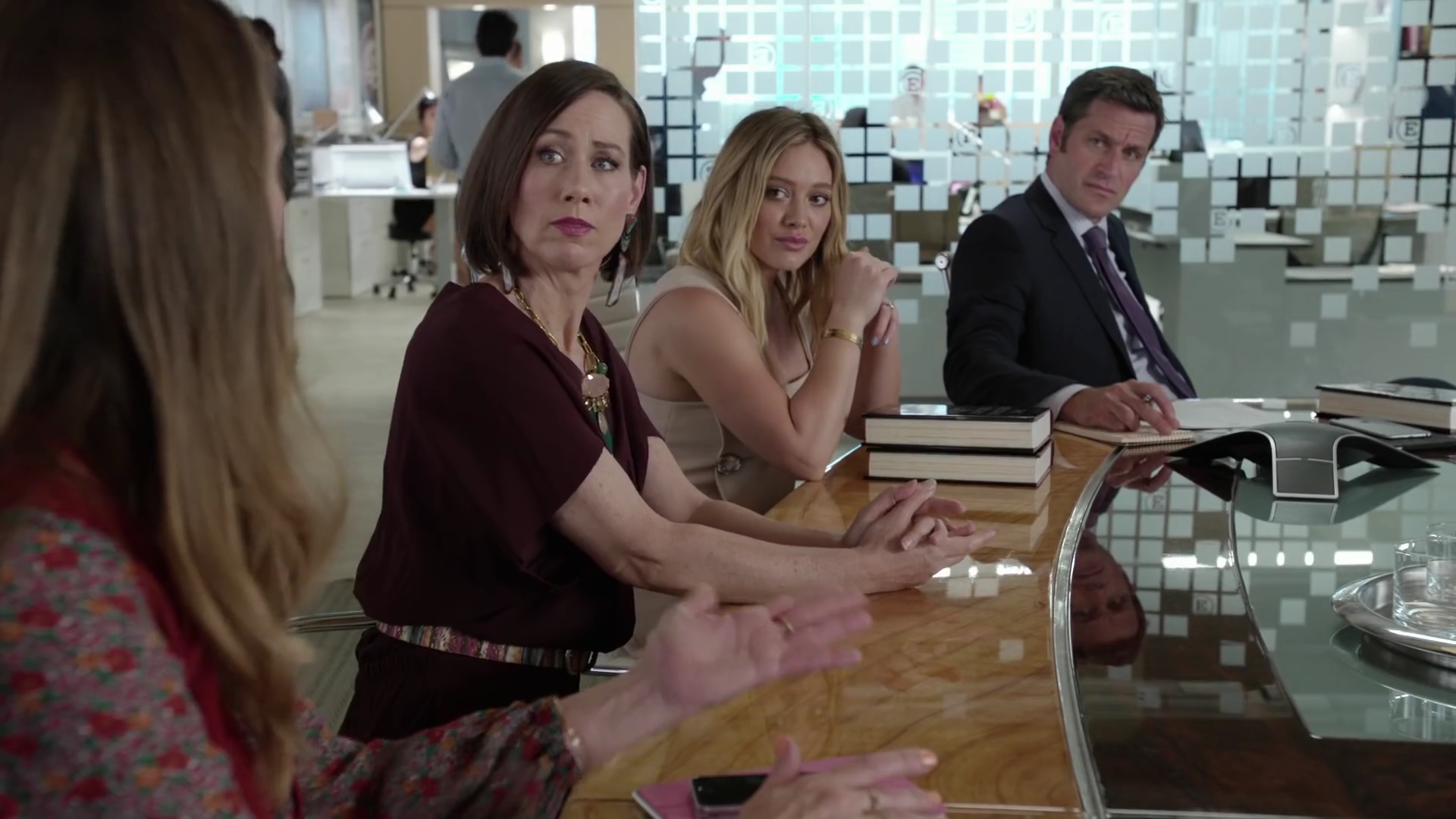 DailyDuff-dot-nl_Younger-BehindTheScenes3x02-0092.jpg DailyDuff-dot-nl_Younger-BehindTheScenes3x02-0092.jpg