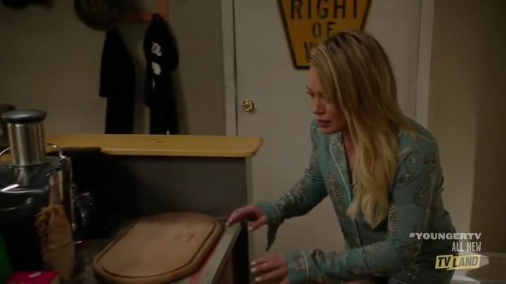 DailyDuff-dot-NL_Younger4x02GettinHyggeWithIt0035.jpg DailyDuff-dot-NL_Younger4x02GettinHyggeWithIt0035.jpg