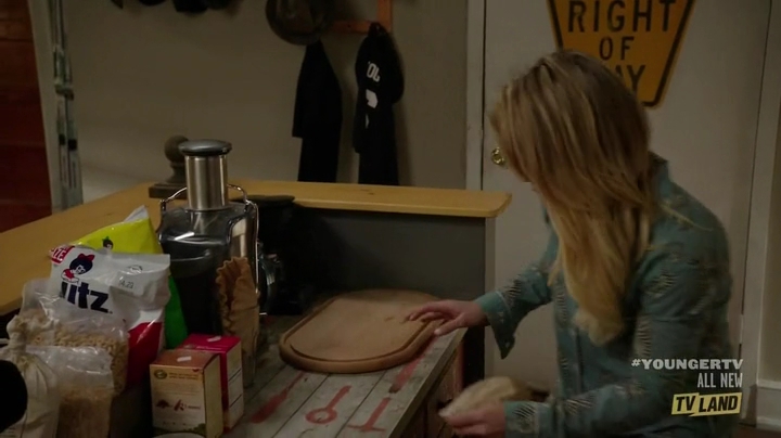 DailyDuff-dot-NL_Younger4x02GettinHyggeWithIt0037.jpg DailyDuff-dot-NL_Younger4x02GettinHyggeWithIt0037.jpg