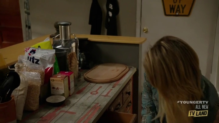 DailyDuff-dot-NL_Younger4x02GettinHyggeWithIt0041.jpg DailyDuff-dot-NL_Younger4x02GettinHyggeWithIt0041.jpg