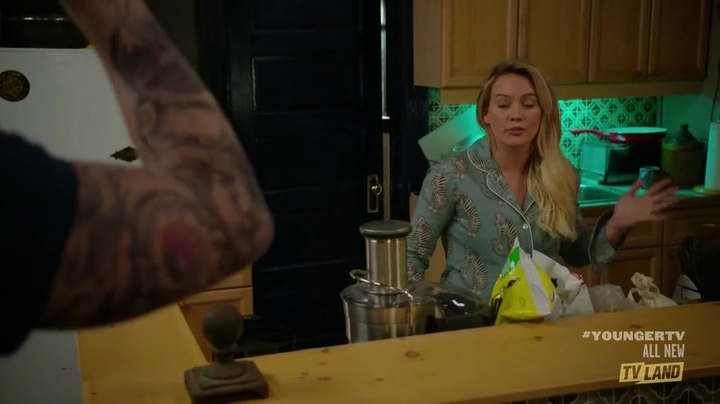 DailyDuff-dot-NL_Younger4x02GettinHyggeWithIt0053.jpg DailyDuff-dot-NL_Younger4x02GettinHyggeWithIt0053.jpg