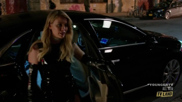 DailyDuff-dot-NL_Younger4x02GettinHyggeWithIt0655.jpg