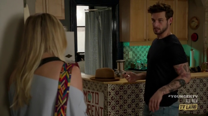 DailyDuff-dot-nl_Younger4x09TheIncidentatPoundRidge0332.jpg
