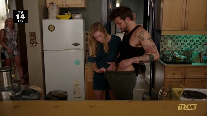 DailyDuff-dot-nl_Younger4x09TheIncidentatPoundRidge0554.jpg