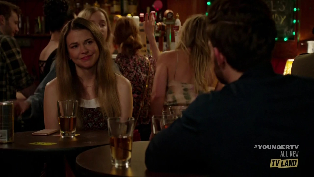 DailyDuff-dot-nl_Younger4x11ItsLoveActually0088.jpg